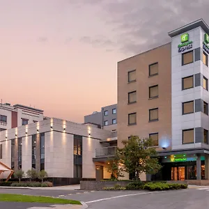 Hotel Holiday Express Dublin-airport, An Ihg, Santry